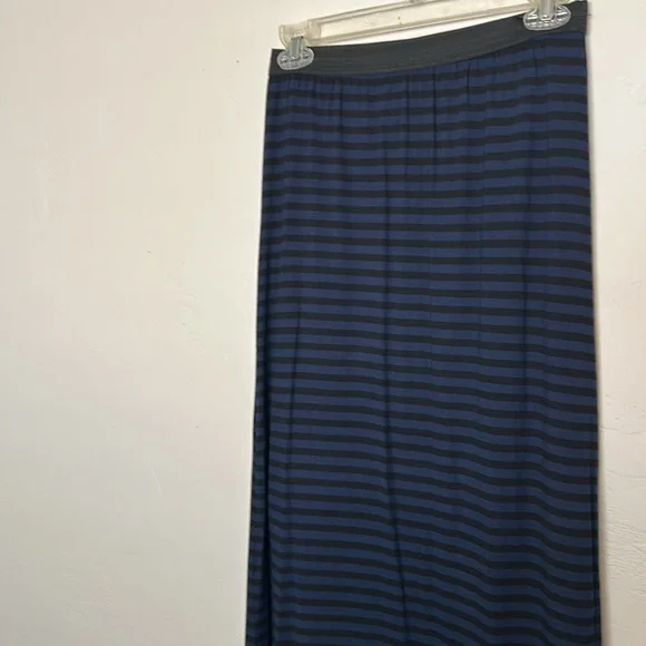 bobeau Black & Blue Partially Lined Maxi Skirt (NWOT) - Picture 5 of 10